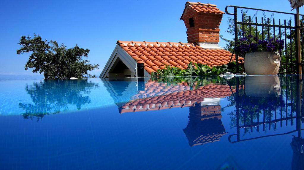 Apartments Villa Krasa Ловран Екстер'єр фото