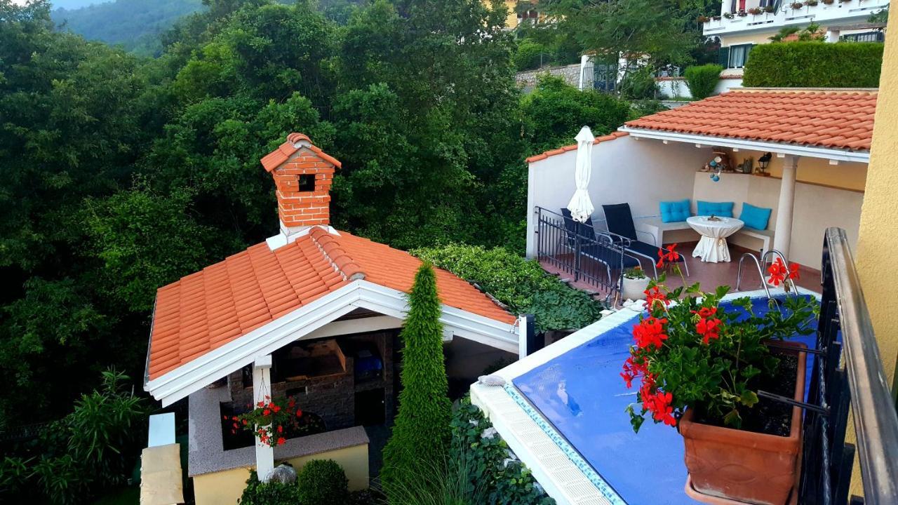 Apartments Villa Krasa Ловран Екстер'єр фото