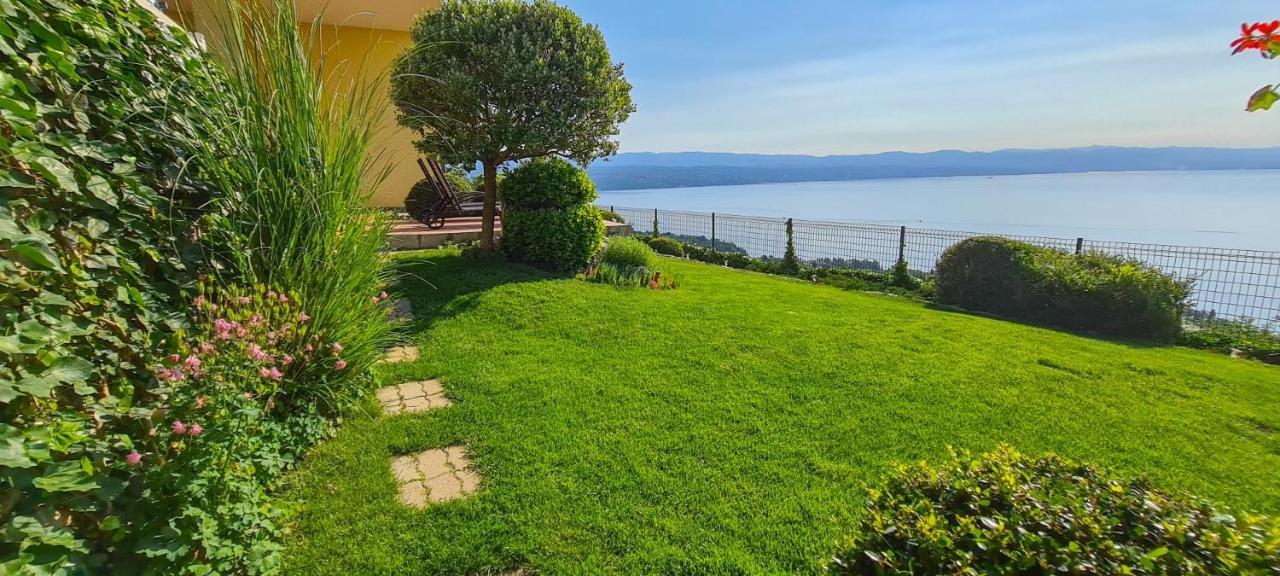 Apartments Villa Krasa Ловран Екстер'єр фото